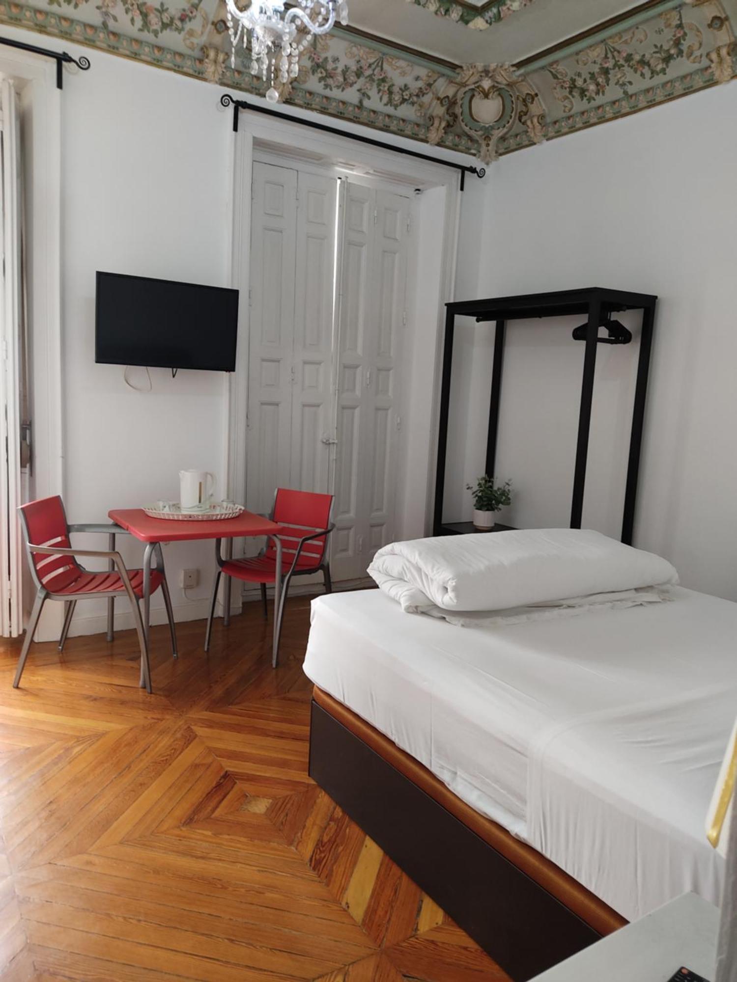 Hotel Grand Via House à Madrid Extérieur photo