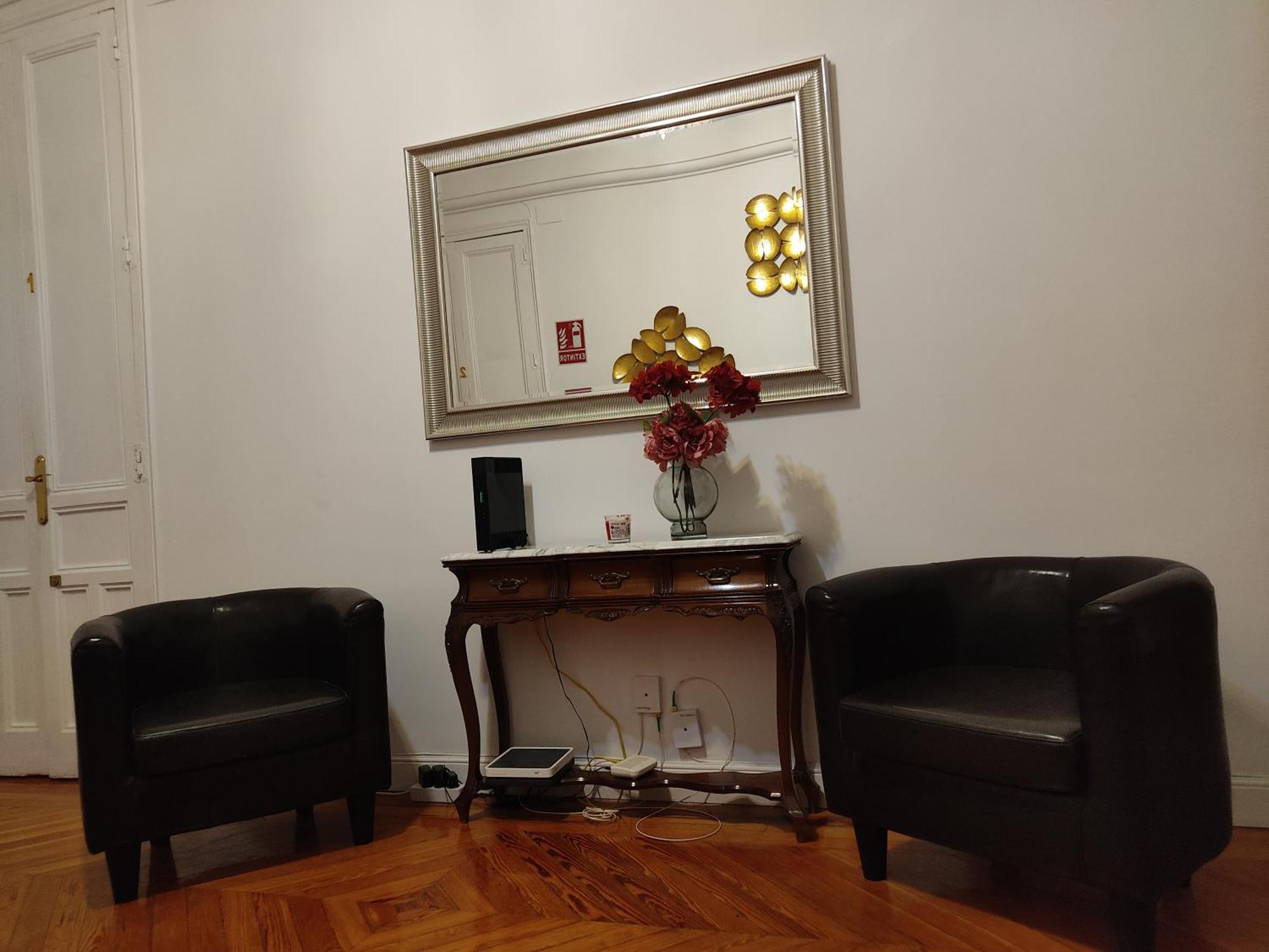 Hotel Grand Via House à Madrid Extérieur photo