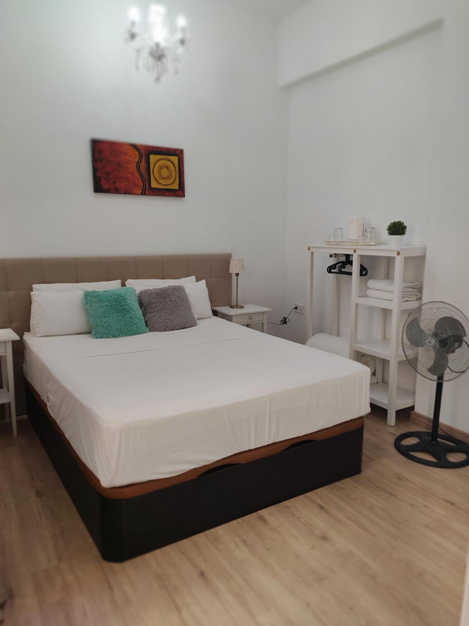 Hotel Grand Via House à Madrid Extérieur photo