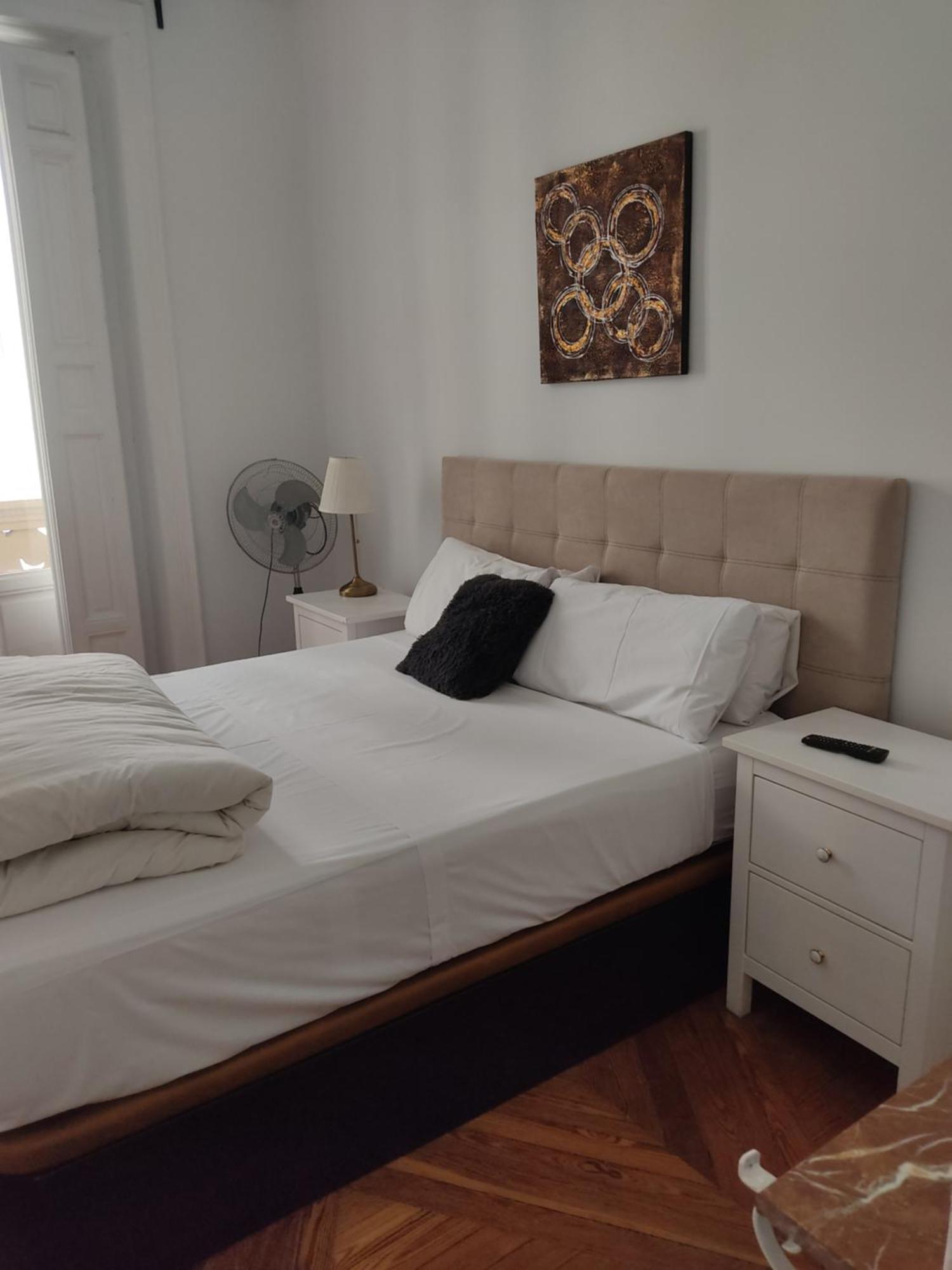 Hotel Grand Via House à Madrid Extérieur photo