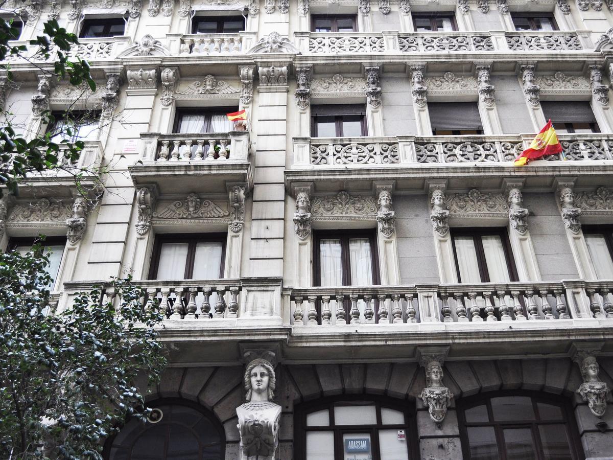 Hotel Grand Via House à Madrid Extérieur photo
